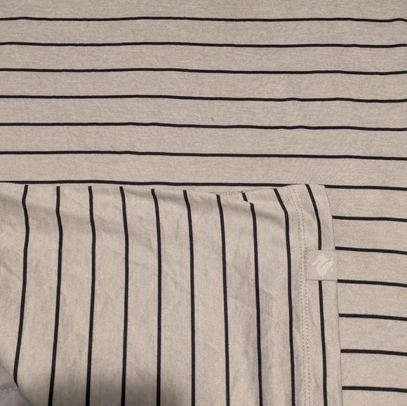 Men's Rabbit EZ Tee - Picture 3 of 6